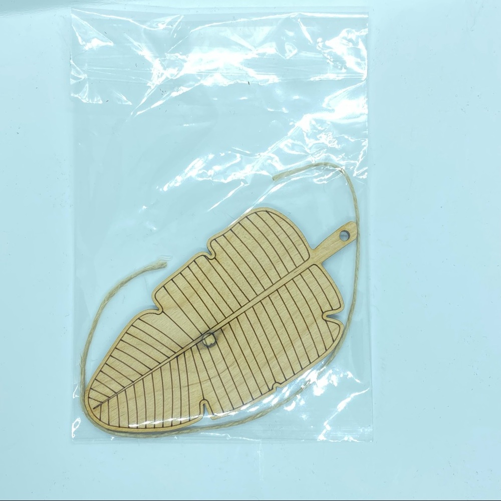 Wooden leaf ornament